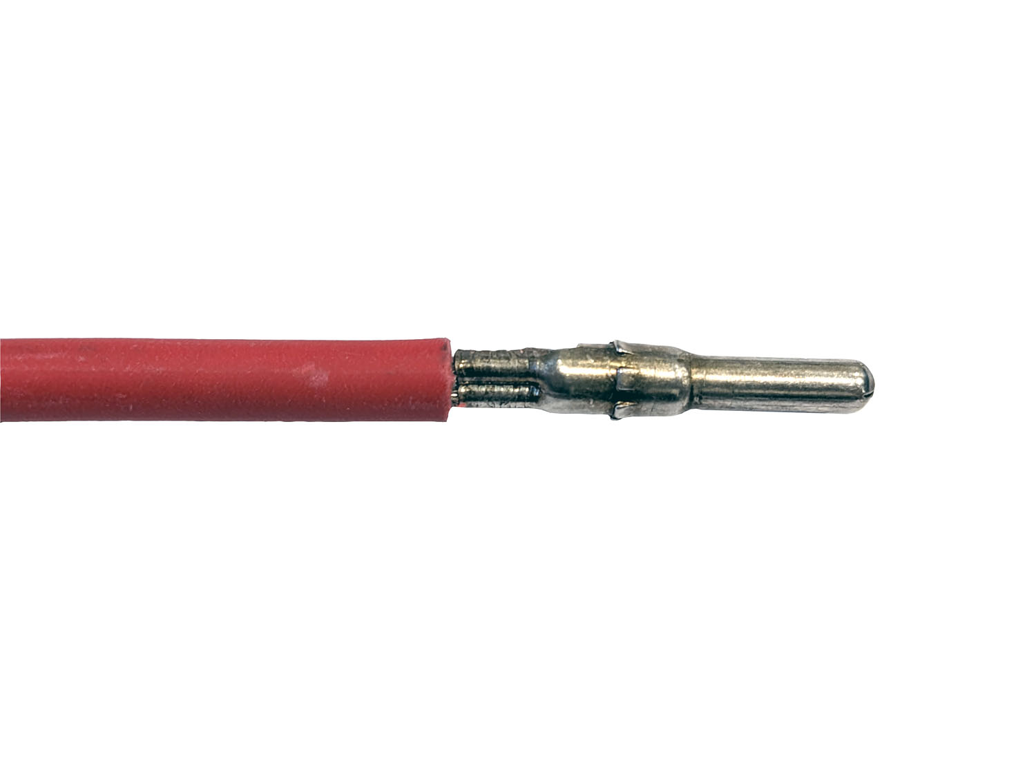 connecteur MC4 mâle serti sur fil électrique rouge